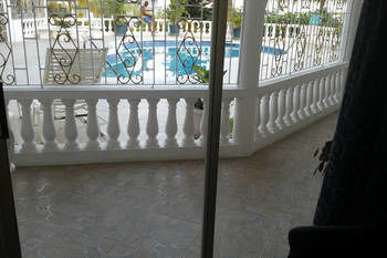 Chateau De La Rose Bed & Breakfast
