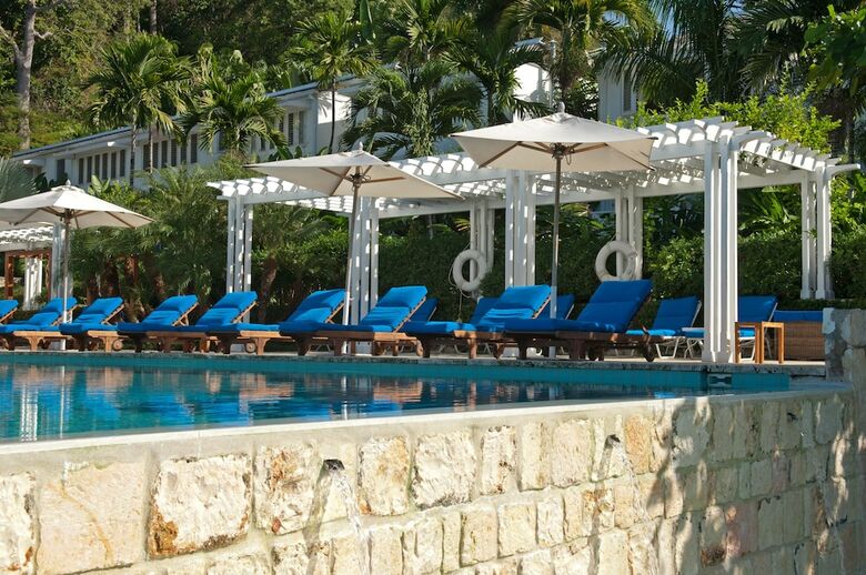 Apartamento Round Hill Hotel And Villas