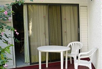 Apartamento Chrisanns Beach Resort