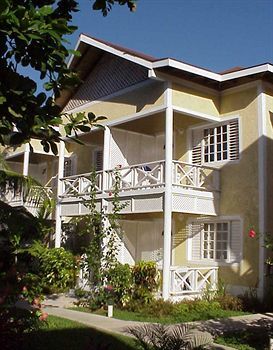 Hotel Merrils Beach Resort II � All Inclusive