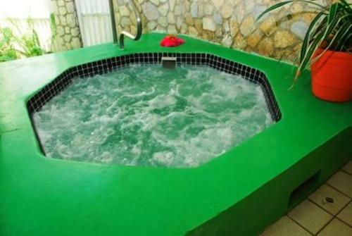 Hotel Rondel Village