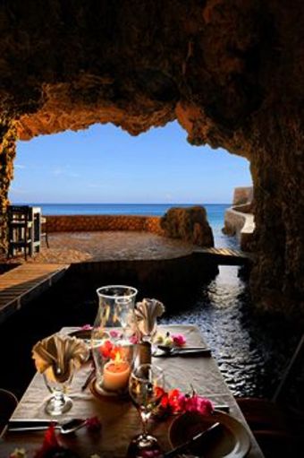 The Caves Hotel