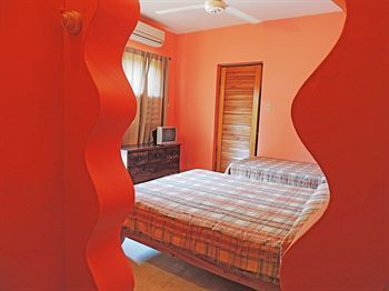 Apartamento Sunrise Club Hotel Restaurant & Bar
