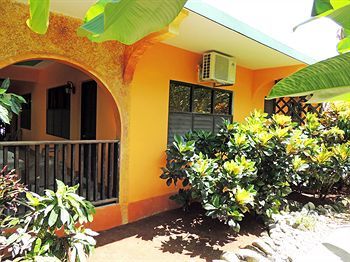 Apartamento Sunrise Club Hotel Restaurant & Bar