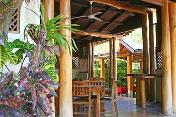 Apartamento Sunrise Club Hotel Restaurant & Bar