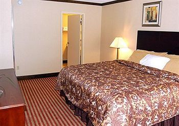 Hotel Rodeway Inn & Suites