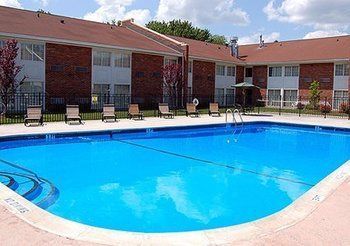 Hotel Rodeway Inn & Suites