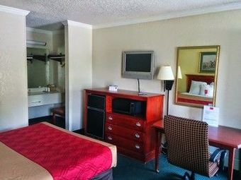 Hotel Econo Lodge Near Fort Stewart