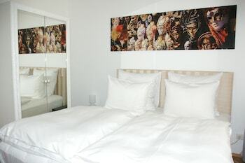 Aparthotel The Suite Hotel Garden