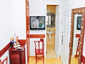 Hoang Thanh Thuy Hotel 1