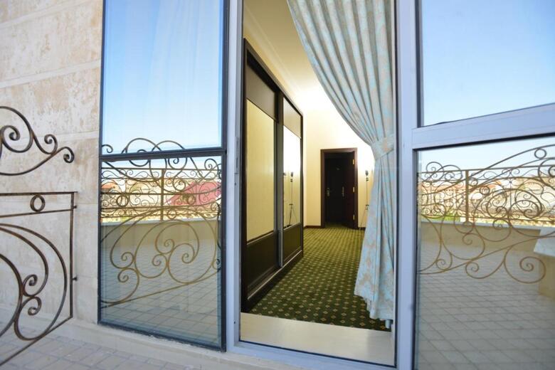 Gloria Hotel