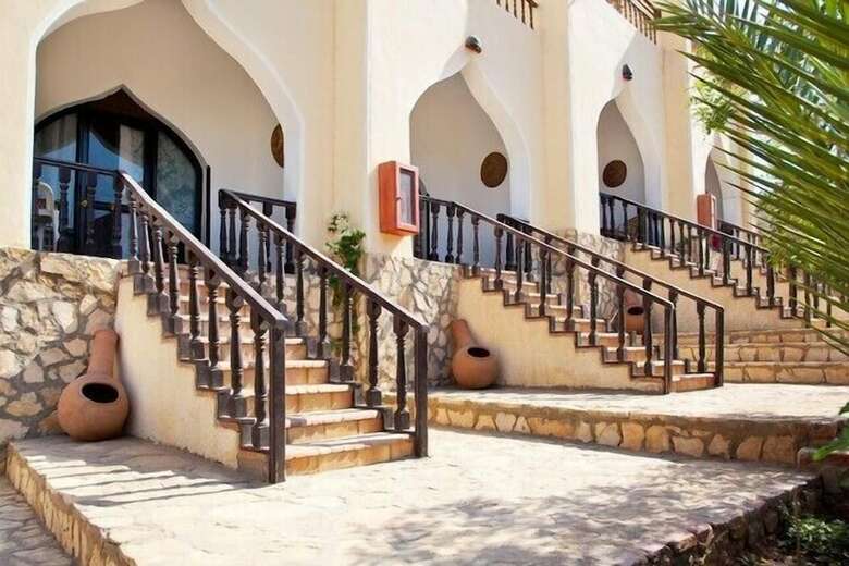 Bedouin Moon Hotel
