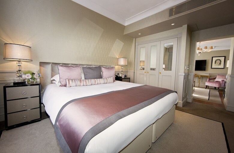 St James Hotel & Club
