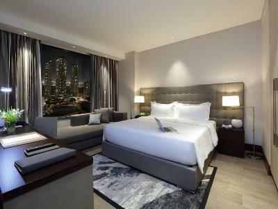 Hotel Makati Diamond Residences