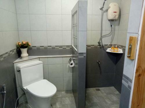 Hostal Little Guest House Hotel