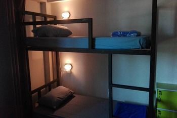 Cham Cha Hostel