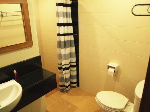 Phuket Ecozy Hotel