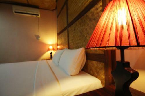 Lanta Sabai Hotel & Bungalows