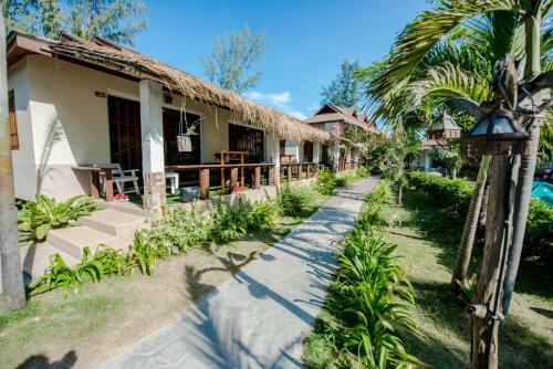 Hotel Banana Beach Resort