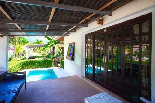 Hotel Banana Beach Resort