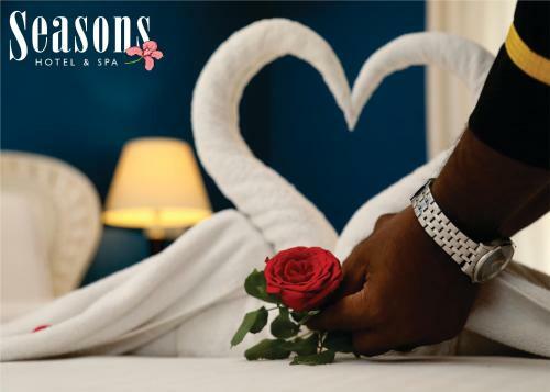 Seasons Hotel & Spa