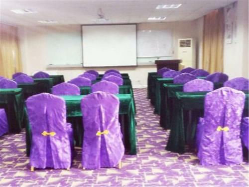 Hotel Home Inn Haikou Bailong Road