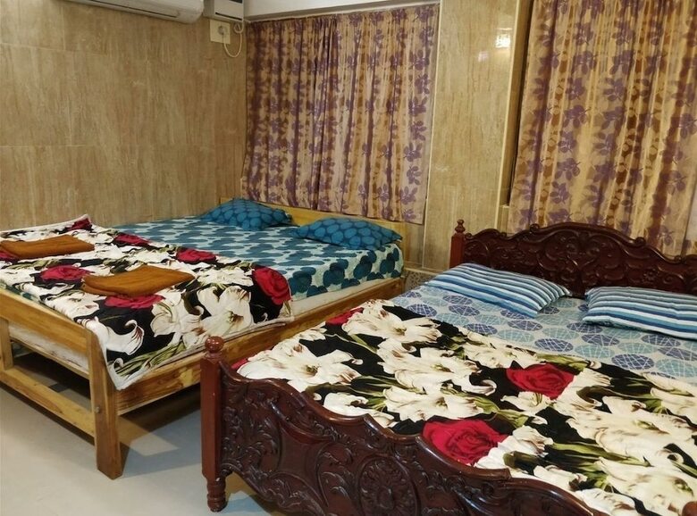 Hostal Rajalakshmi Guesthouse