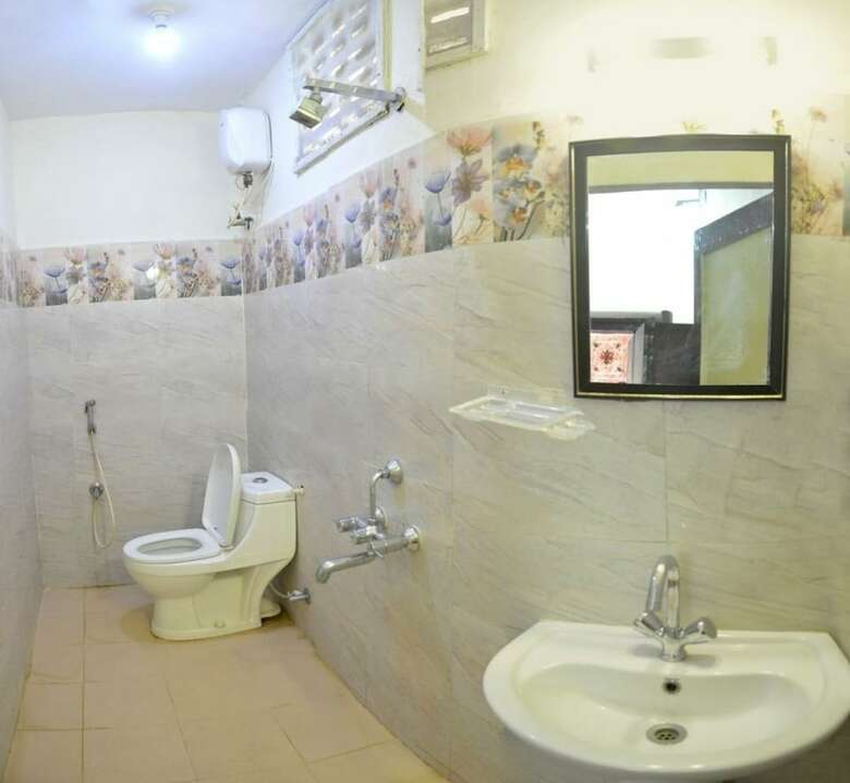 Hostal Rajalakshmi Guesthouse