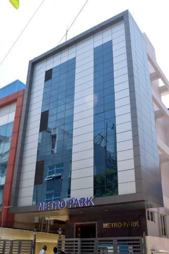 Hotel Metro Park