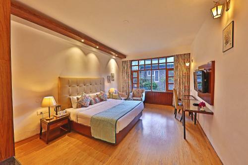 Hotel Manali Heights