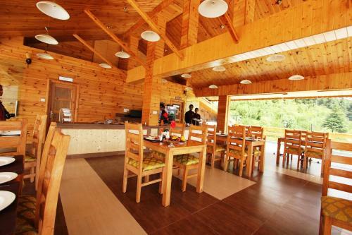 Hotel Vivaan Manali