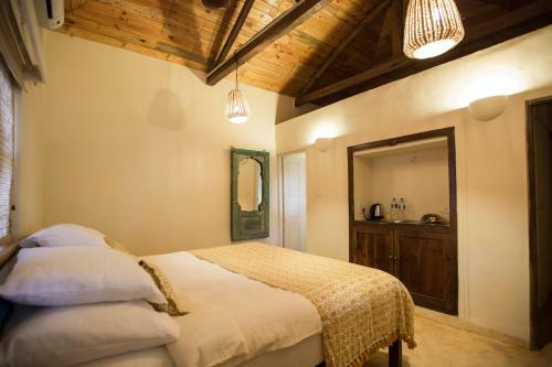 Hotel Anahata Retreat