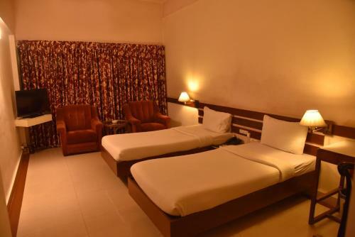 Hotel Poonja International
