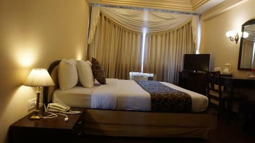 Hotel Poonja International