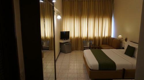 Hotel Poonja International