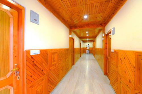 Hotel Pause At Manali