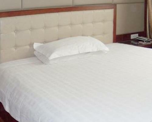 Elan Hotel Hangzhou Sanliting