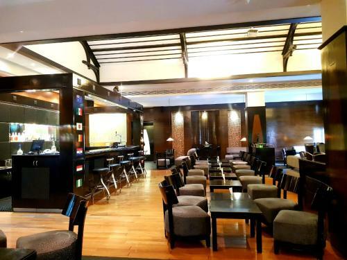 Hotel Green Park Chennai