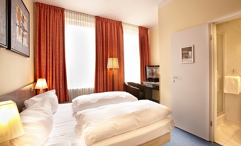 Basic Hotel Ostseehalle