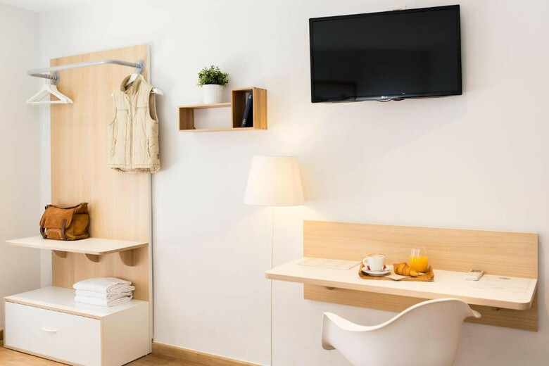 Hostal Rooms Ciencias