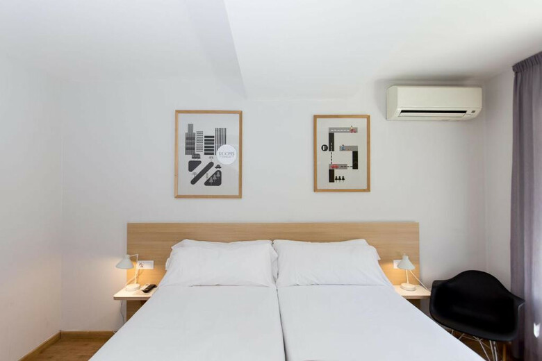 Hostal Rooms Ciencias