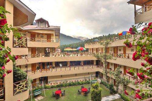 Hotel Snow Valley Resorts Manali