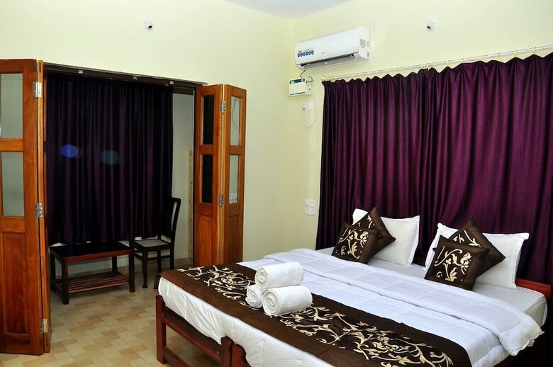 Majhi Hotel