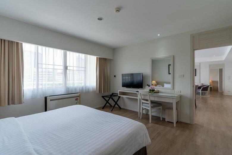 Karavel House Hotel And Serviced Apartments Sriracha