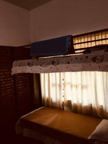 Hostal Clouds Land