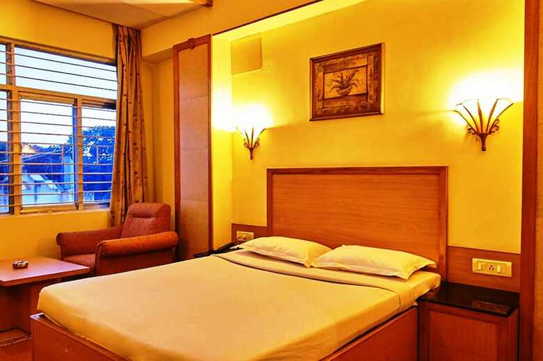 Hotel Roopa