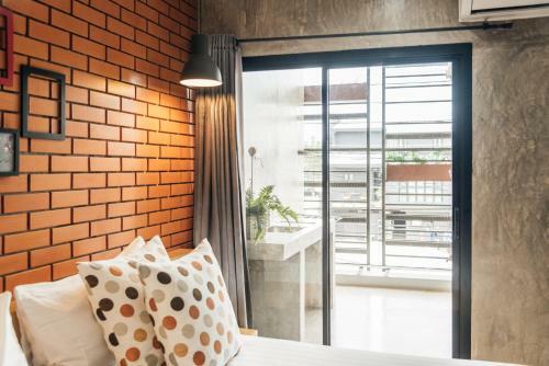 Journey Hostel Surat