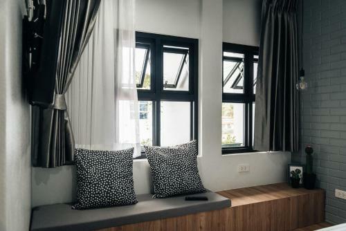 Journey Hostel Surat