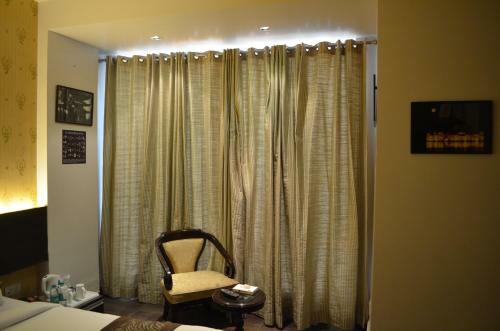 Hotel Woodapple Residency