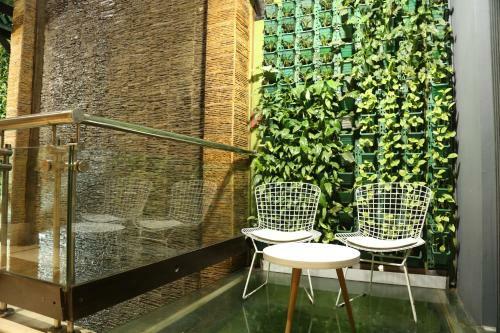 Hotel Woodapple Residency